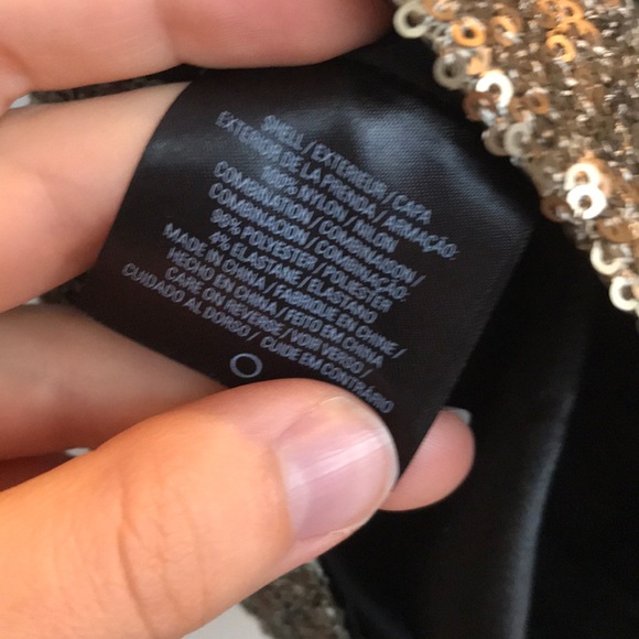 Tahari gold sequin zip back sleeveless top S - Picture 5 of 5